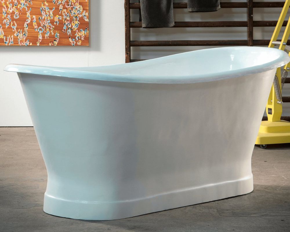 Arroll The LYON Cast Iron Freestanding Roll Top Bath 1700mm with plinth in white